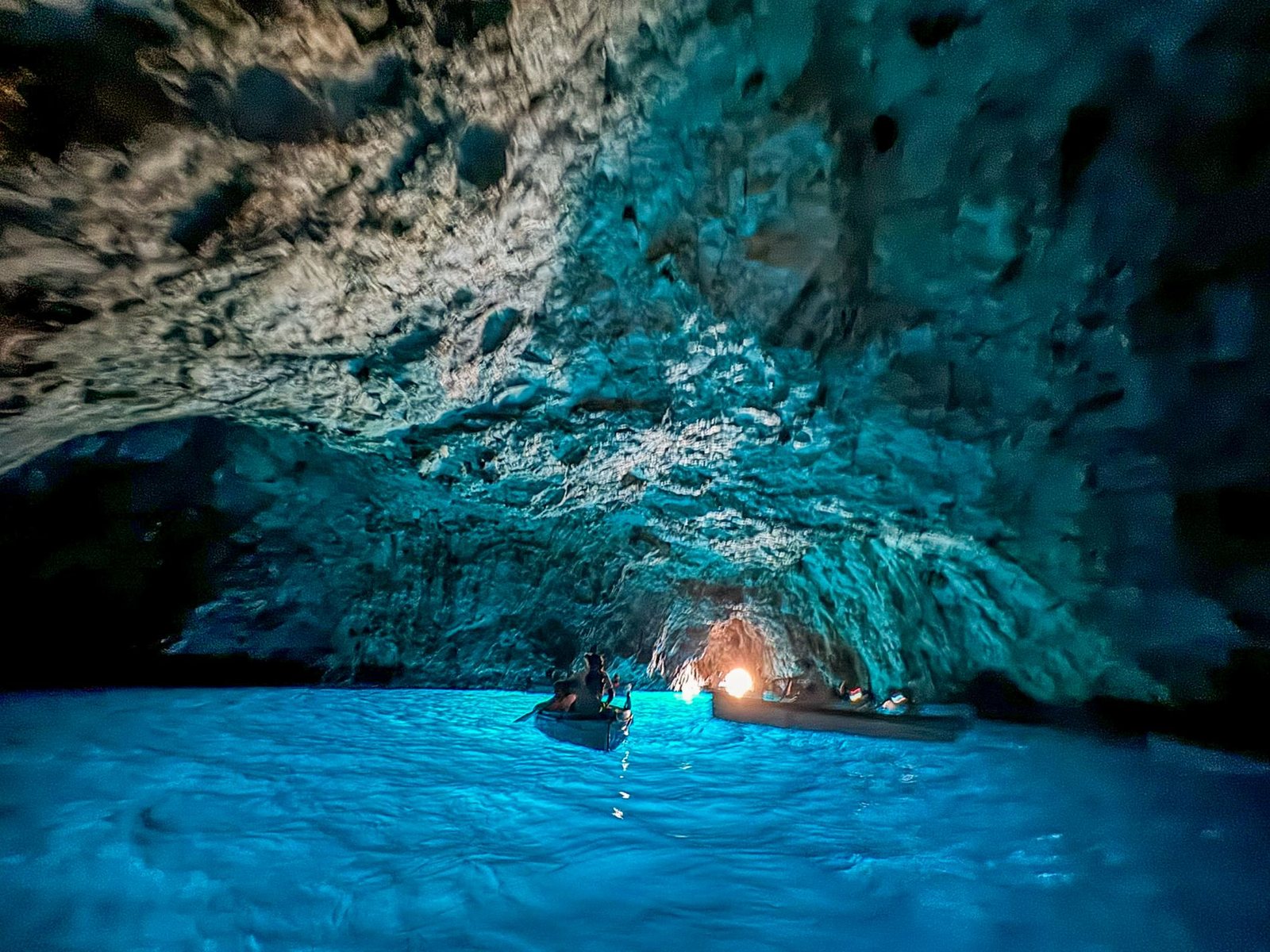 Boat experience inside the Blue Grotto near Capri